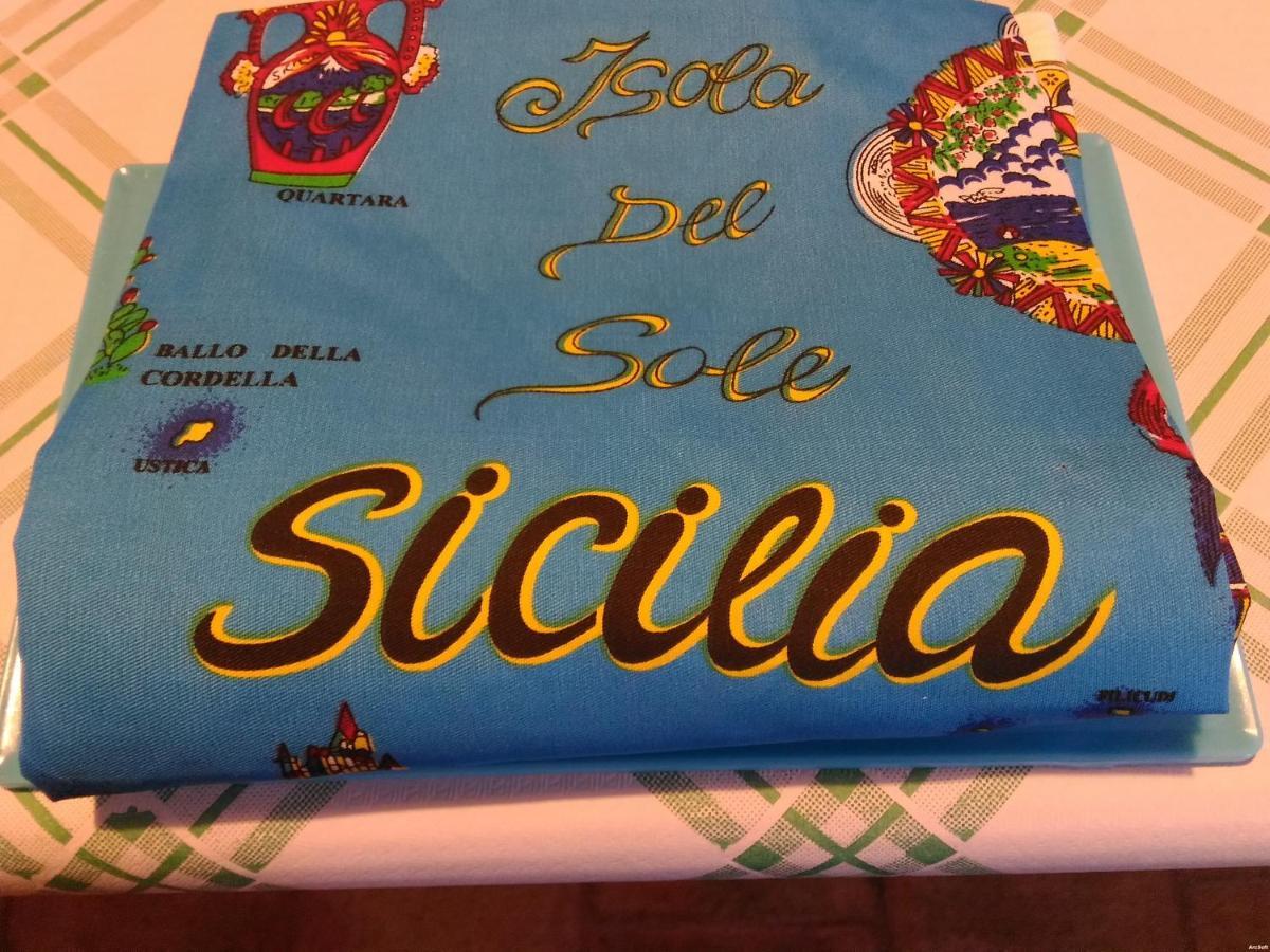 Nake Residenza Artistica Villa SantʼAlfio Eksteriør bilde